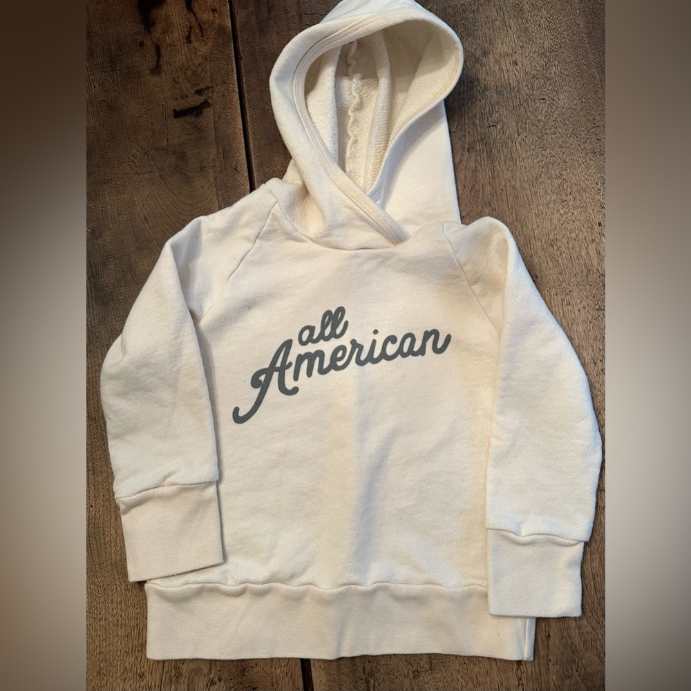 GUC Childhoods Clothing Trademark Raglan Hoodie in Cream Size 3T.
